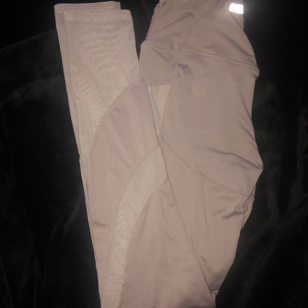 Tan Gymshark leggings.